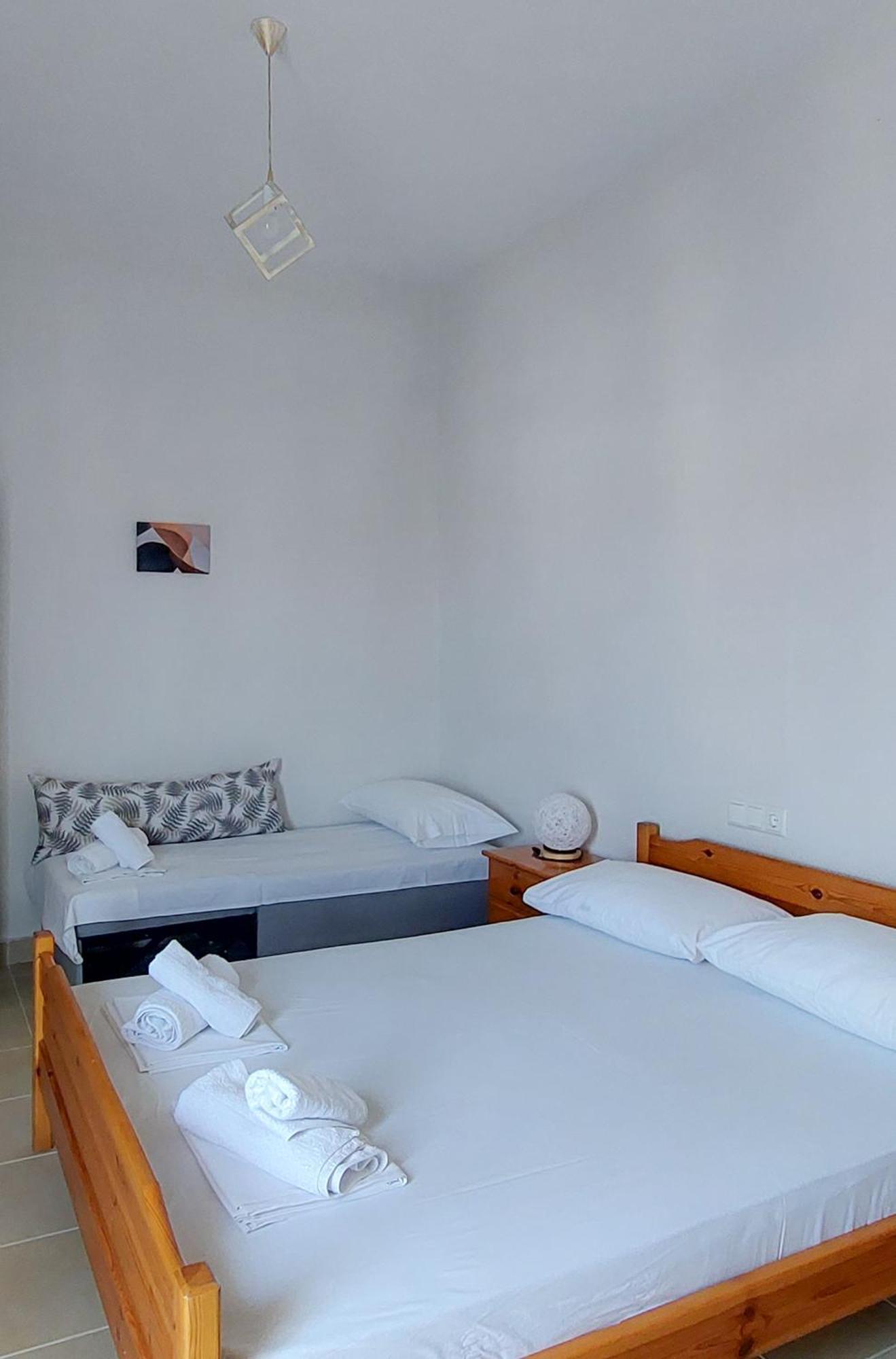 Boho Center Studio Apartment Керамоти Екстериор снимка